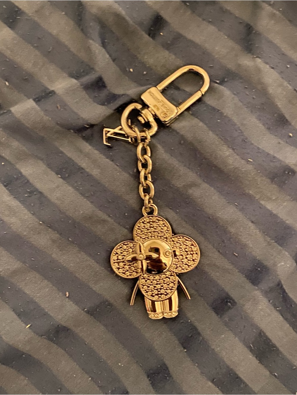 Silver-tone Flower Charm Keychain